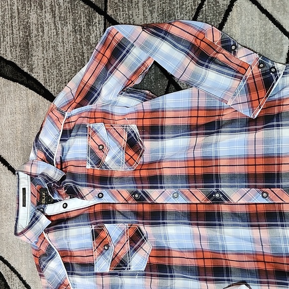 HELIX ATHLETIC FIT PLAID BUTTON- DOWN LONG-SLEEVED SHIRT LARGE - Picture 4 of 13